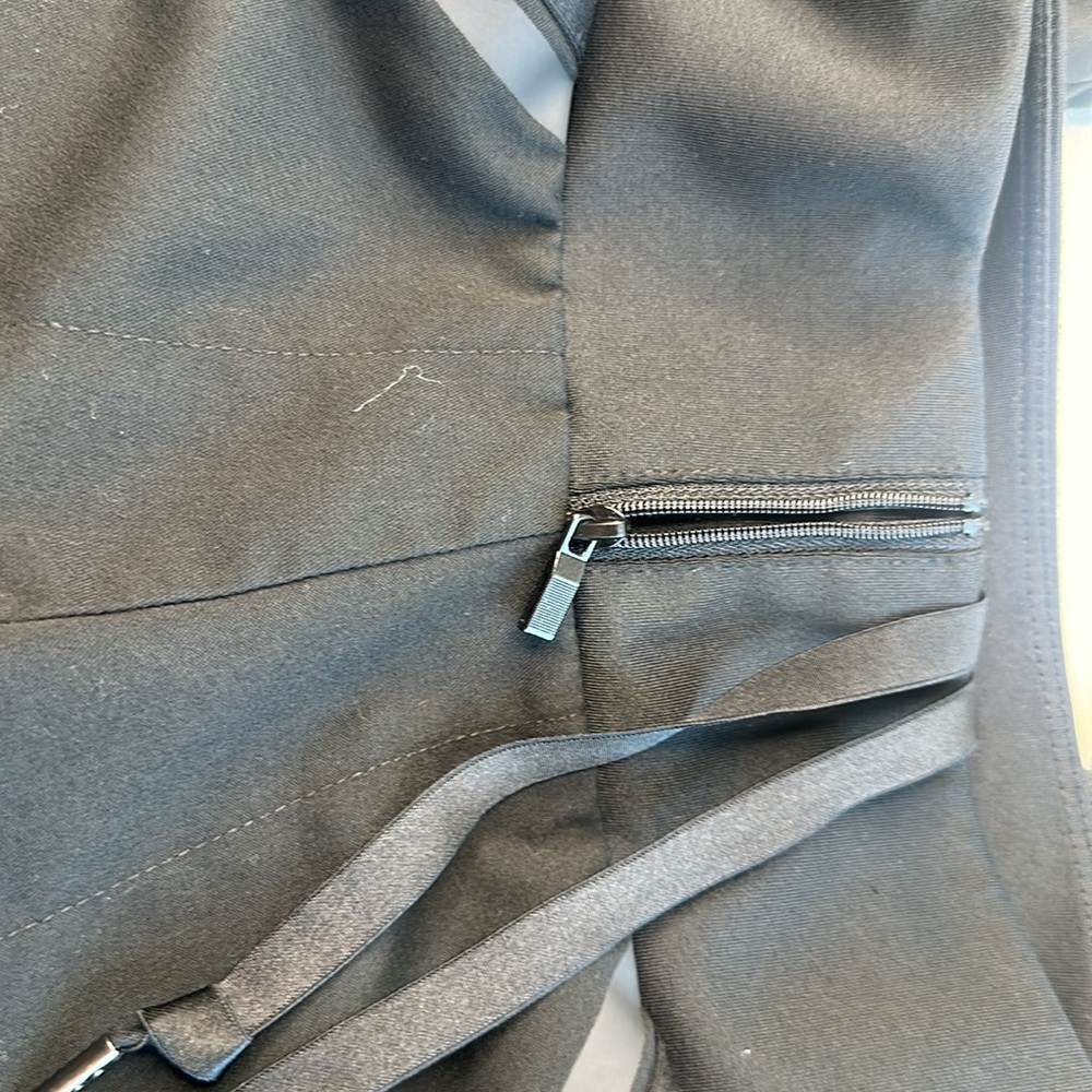 Black jogger scrub Pants with Reflective Stripes - Picture 3 of 6
